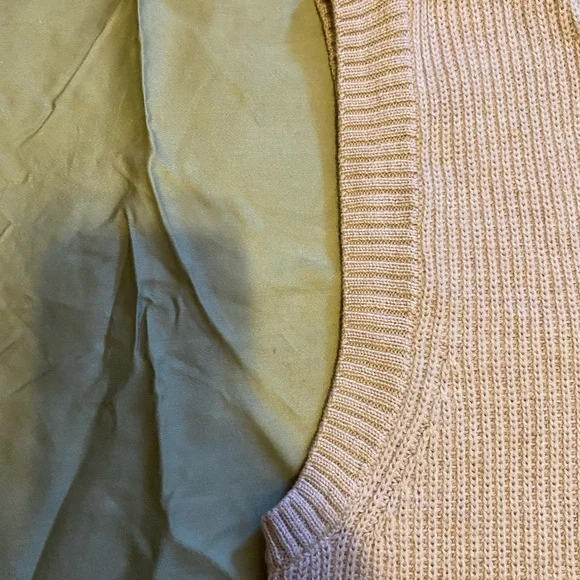 NWT Rachel Zoe Women's Tan Extra Fine Merino Wool Sweater Vest - Size M - Picture 9 of 16